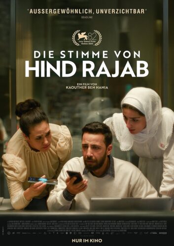 Filmplakat von Die Stimme von Hind Rajab: 3 Menschen am Telefon
