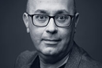 Schwarz-weiß Portrait von Matthew Teller